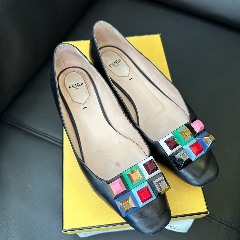 100% Authentic FENDI Rainbow Studded Leather Flats Size 37.5